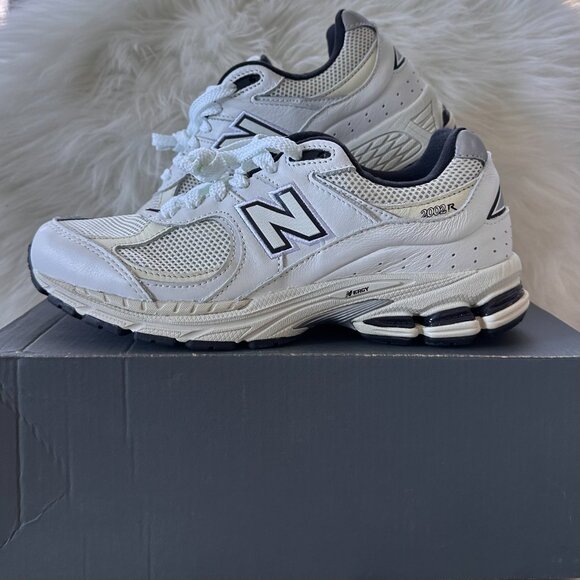 New Balance 2002R ML2002RQ Men’s Sneakers US 7 - Picture 2 of 6